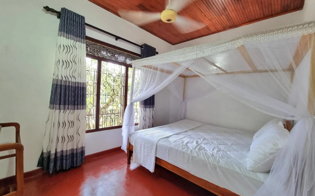 Aurelia Apartment