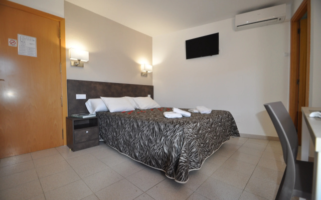 Safari Hotel