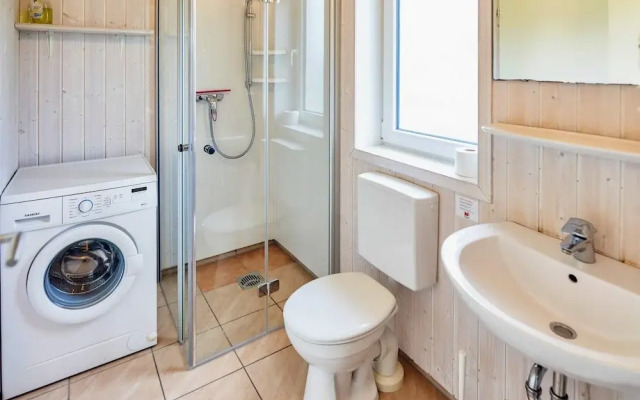 4 Star Holiday Home in Friedrichkoog