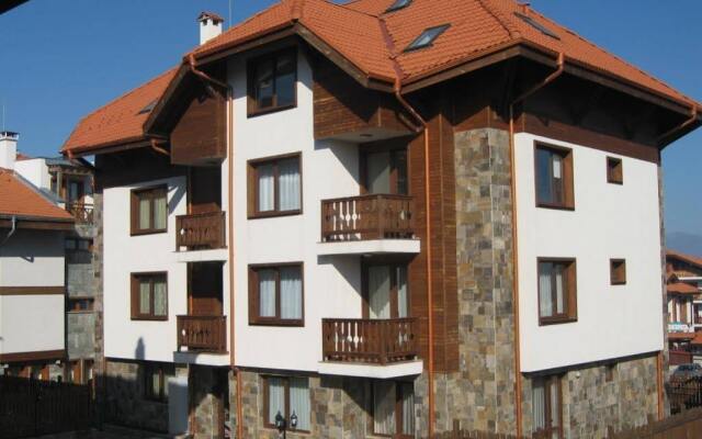 Апартаменты Tzanev Apartments - Bansko Банско вид на фасад