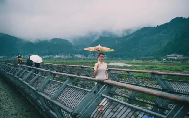 Yiyang Lefu Hot Spring Holiday Hotel
