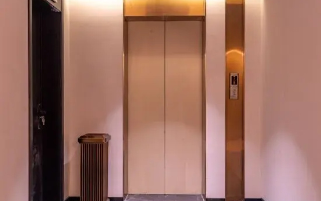 Shangri Boutique Hotel