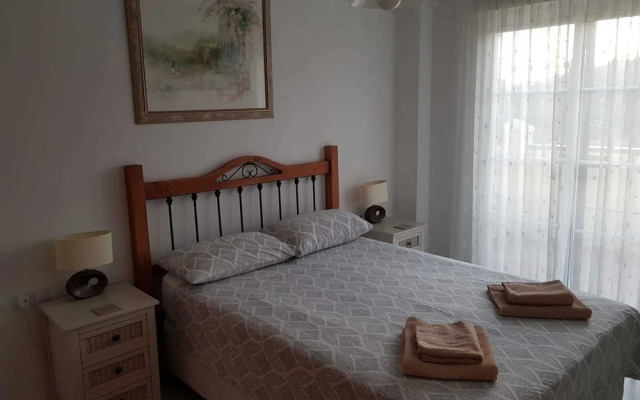 Modern 2 Bedroom Holiday Home