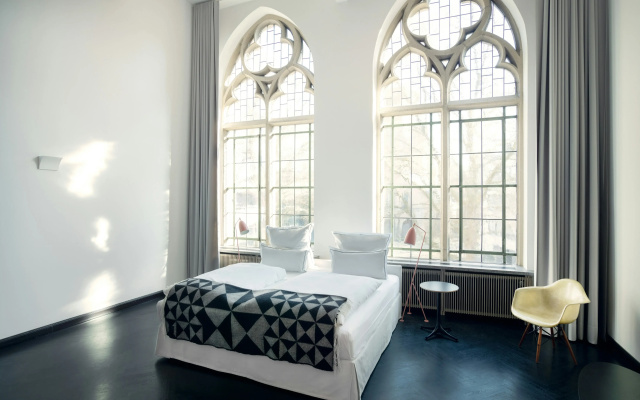 THE QVEST hideaway