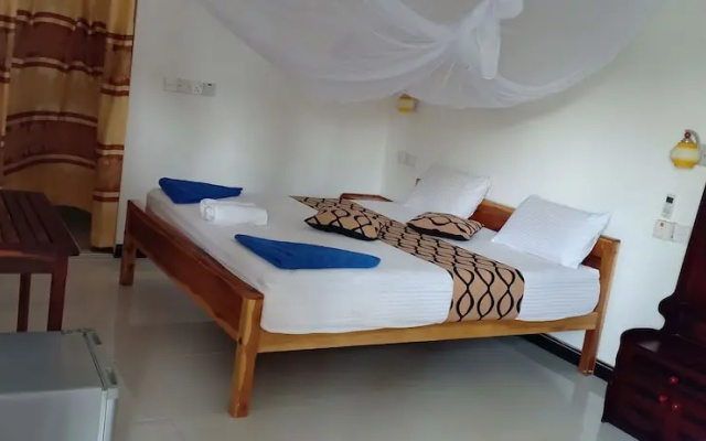 SURF AND SAND Hotel - Arugam Bay