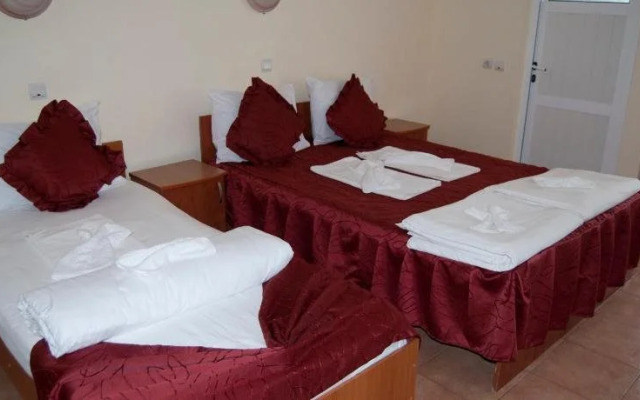 Hotel Laguna