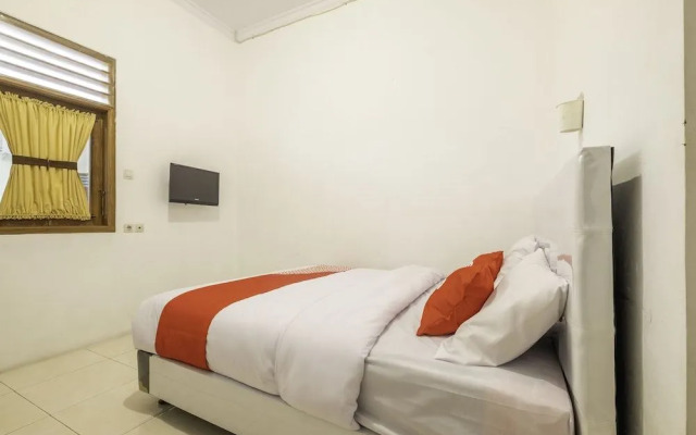 OYO 2121 Pondok Nazwa