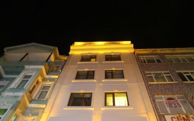 Besiktas Hotel вид на фасад