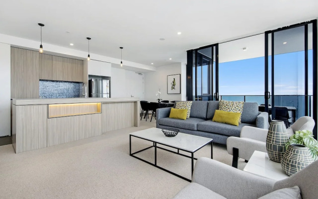BRAND NEW Qube Broabeach Luxury 2 Bedroom
