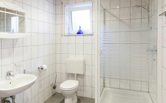 Cozy Apartment in Rommersheim near Forest