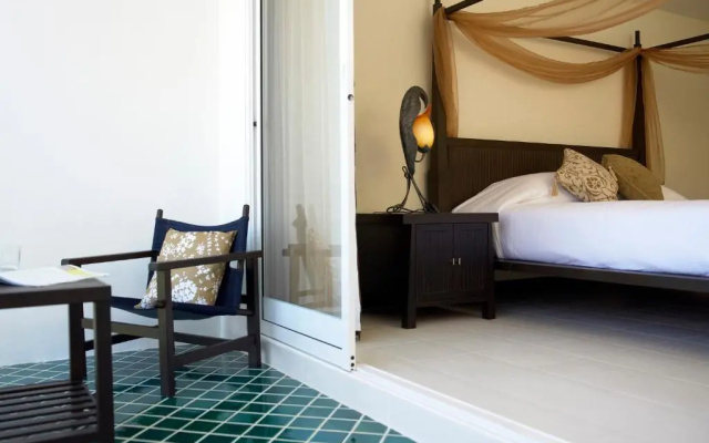 Veranda Lodge Hotel