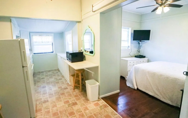 The Palmetto Inn