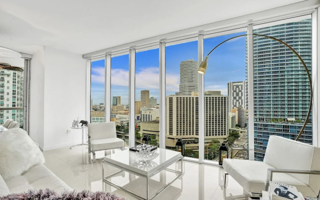 LUXURY W HOTEL BRICKELL 2BD, Miami