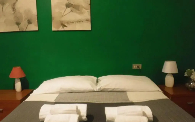 Ares Rooms