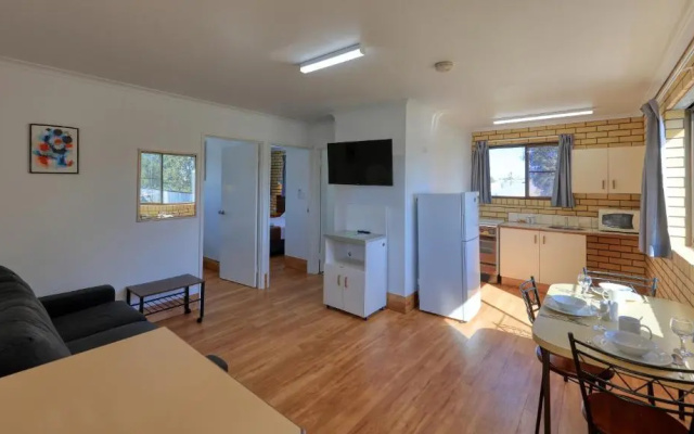 Bryants Motel Roma