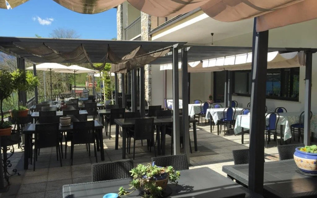 Hotel Fontaine Bleue