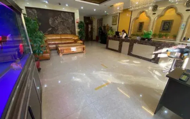 Jinqiao Hotel (Urumqi Miquan Store)