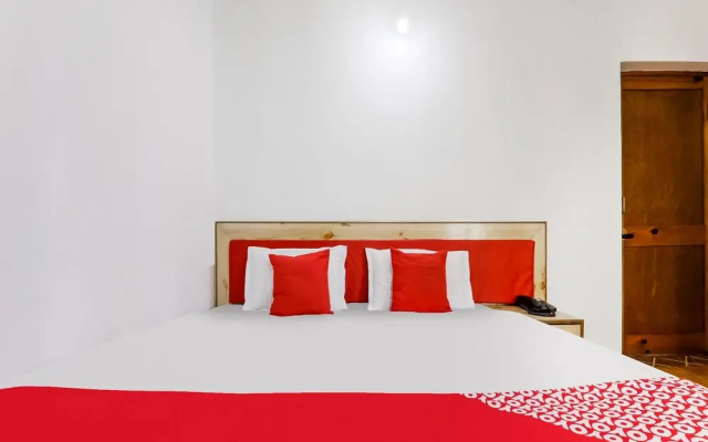OYO 41662 Semskit Guest House
