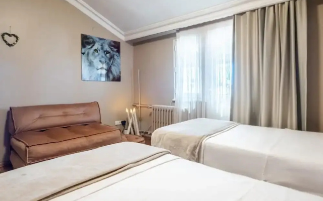 Ravishing Flat With Nature View in Florya