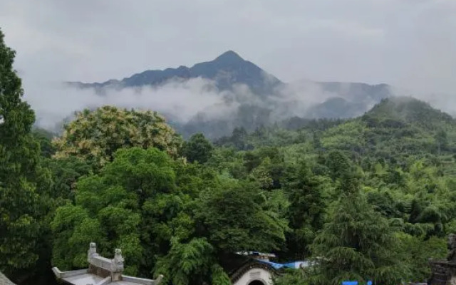 Xunmeng Huizhou Inn