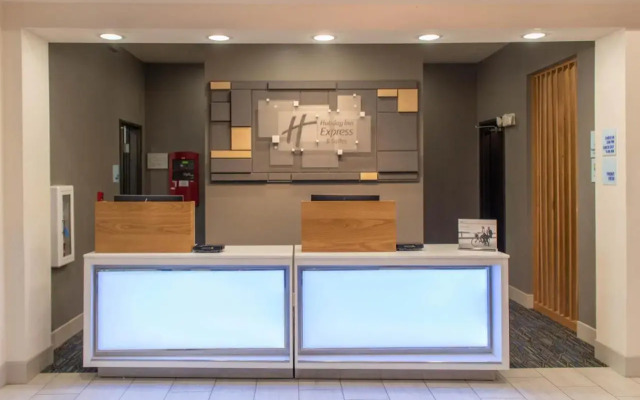 Holiday Inn Express & Suites Temple - Medical Center Area