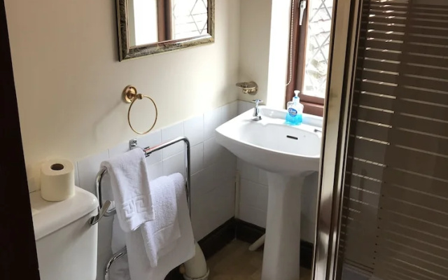 Tudor Place B&B