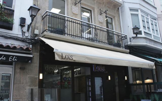 Hotel Lois вид на фасад