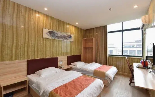 Changfeng guomenglou Hotel