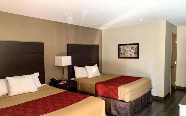 Econo Lodge Portland Downtown