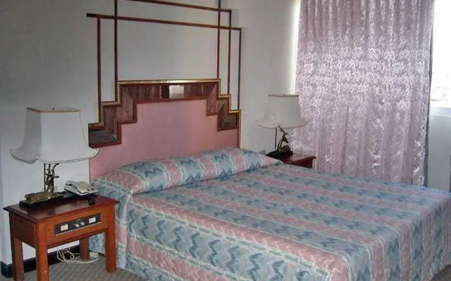Pinnacle Satun Hotel