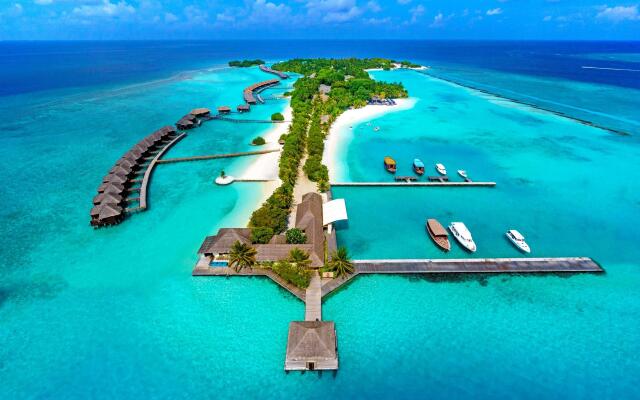 Отель Sheraton Maldives Full Moon Resort & Spa