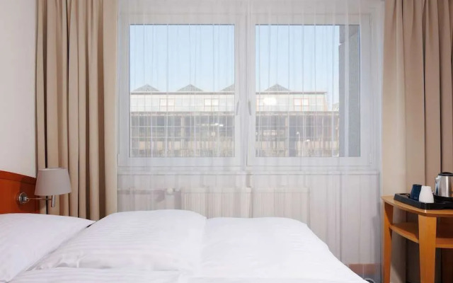 OREA Hotel Voronez II