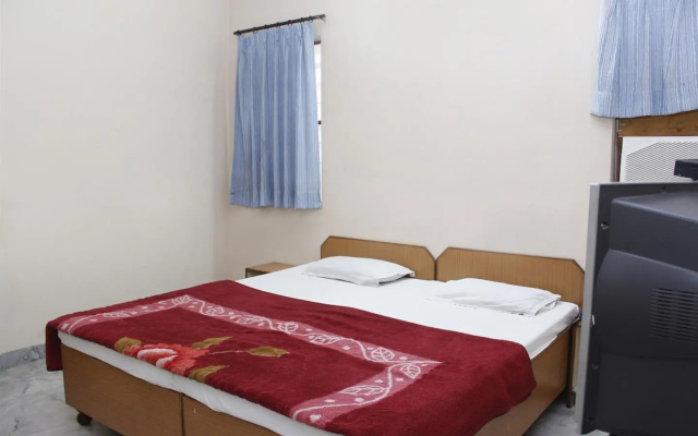 Hotel Sugandh Retreat
