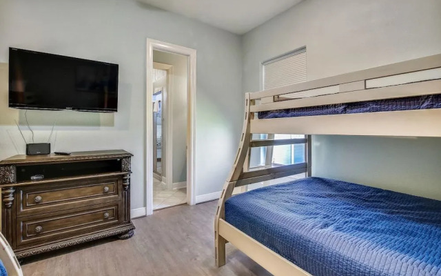 Sandpiper Treasure by Ryson Vacation Rentals