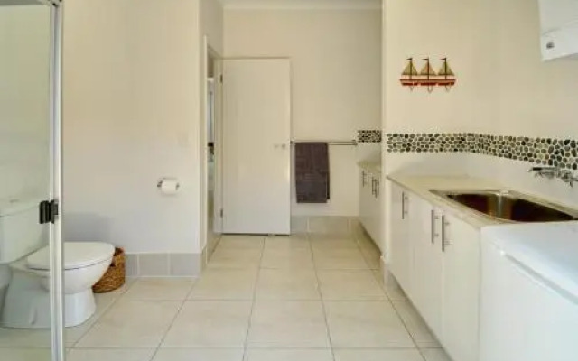 Coolum Street 41, Dicky Beach