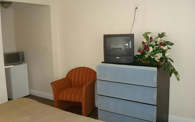 Miami Springs Inn