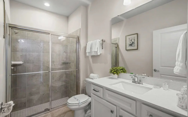 Modern 5BR Nintendo Loft Private Pool 16144