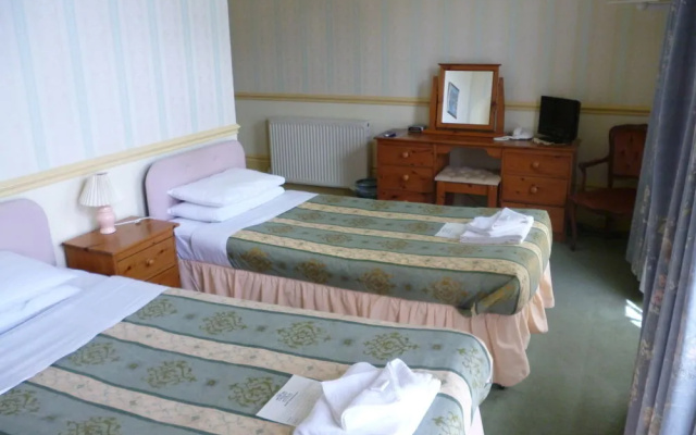 The Parkbury Hotel