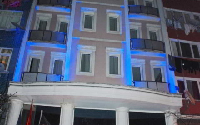 Grand Mark Hotel Турция, Стамбул - 9 отзывов об отеле, цены и фото номеров - забронировать отель Grand Mark Hotel онлайн вид на фасад