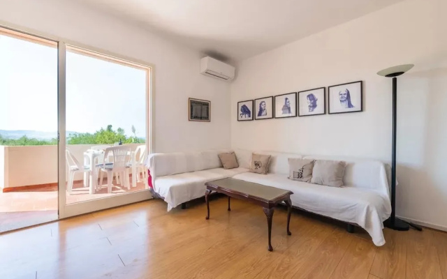 Modern Apartment Near Badesi Beach