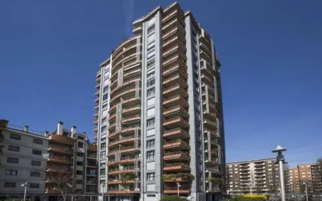 Suzzani Halldis Apartment