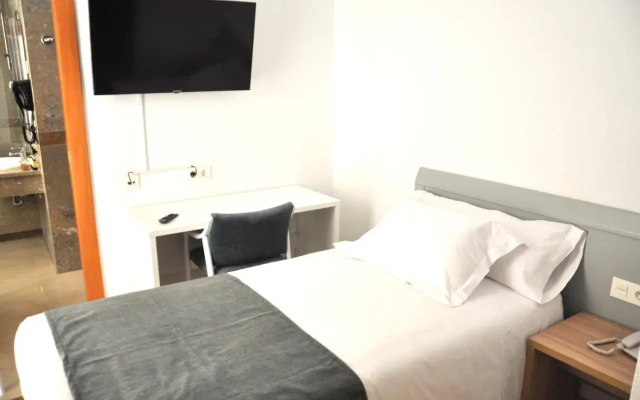 Neo Hotel