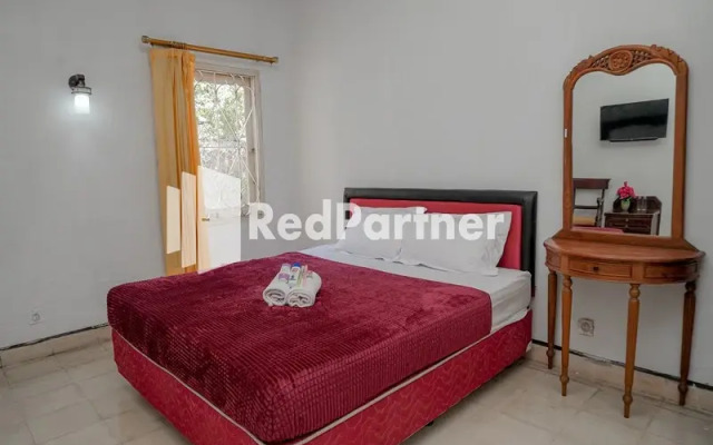 Rajawali Guest House Mitra RedDoorz