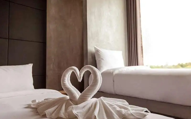 B2 Phuket Boutique & Budget Hotel