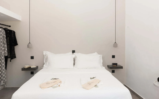 Calme Suites Mani