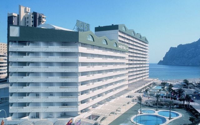 Отель AR Roca Esmeralda & Spa Hotel Испания, Кальпе - отзывы, цены и фото номеров - забронировать отель AR Roca Esmeralda & Spa Hotel онлайн вид на фасад