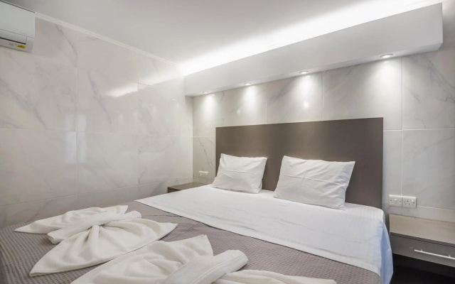 Gevoni Deluxe Suites