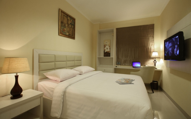 Glassio Hotel Roxy, Jakarta