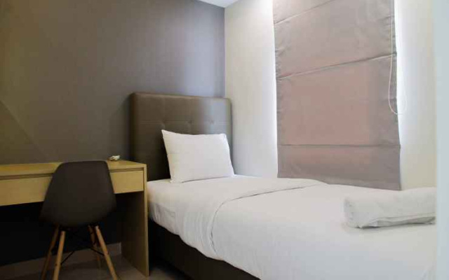 2BR Best Price Apartment at Springlake Summarecon By Travelio