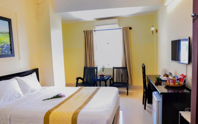 Queen Da Nang Hotel